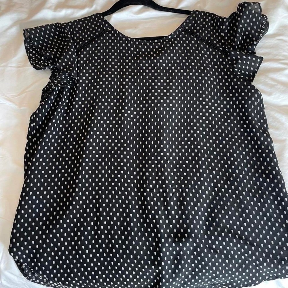 LOFT Blouse Black White Clip Dot Flutter Sleeve Tie Back Work Top Career - Large